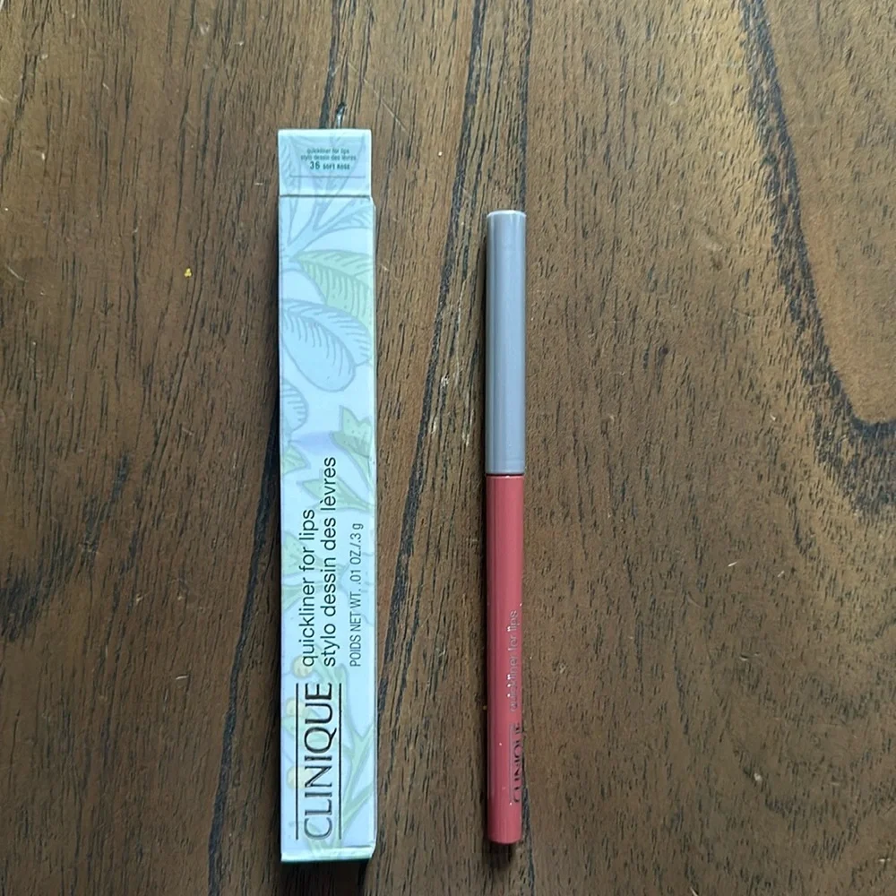 Clinique Quickliner for Lips - Picture 1 of 2